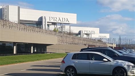 orari apertura spaccik prada montevarchi|ᐅ Orari di apertura „Outlet Prada“ .